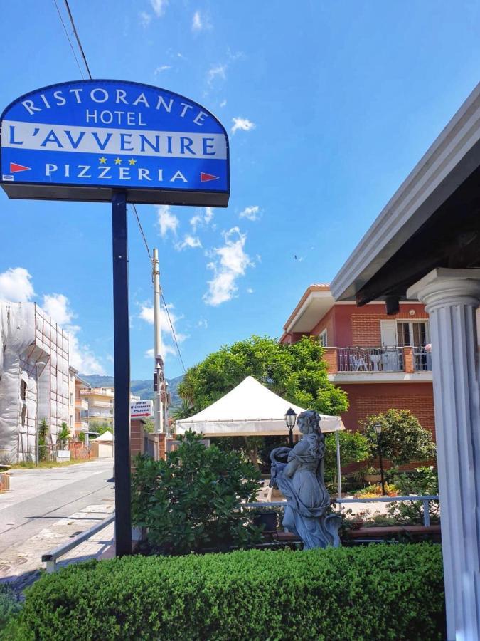 Hotel Ristorante L'Avvenire ジッツェリーア エクステリア 写真
